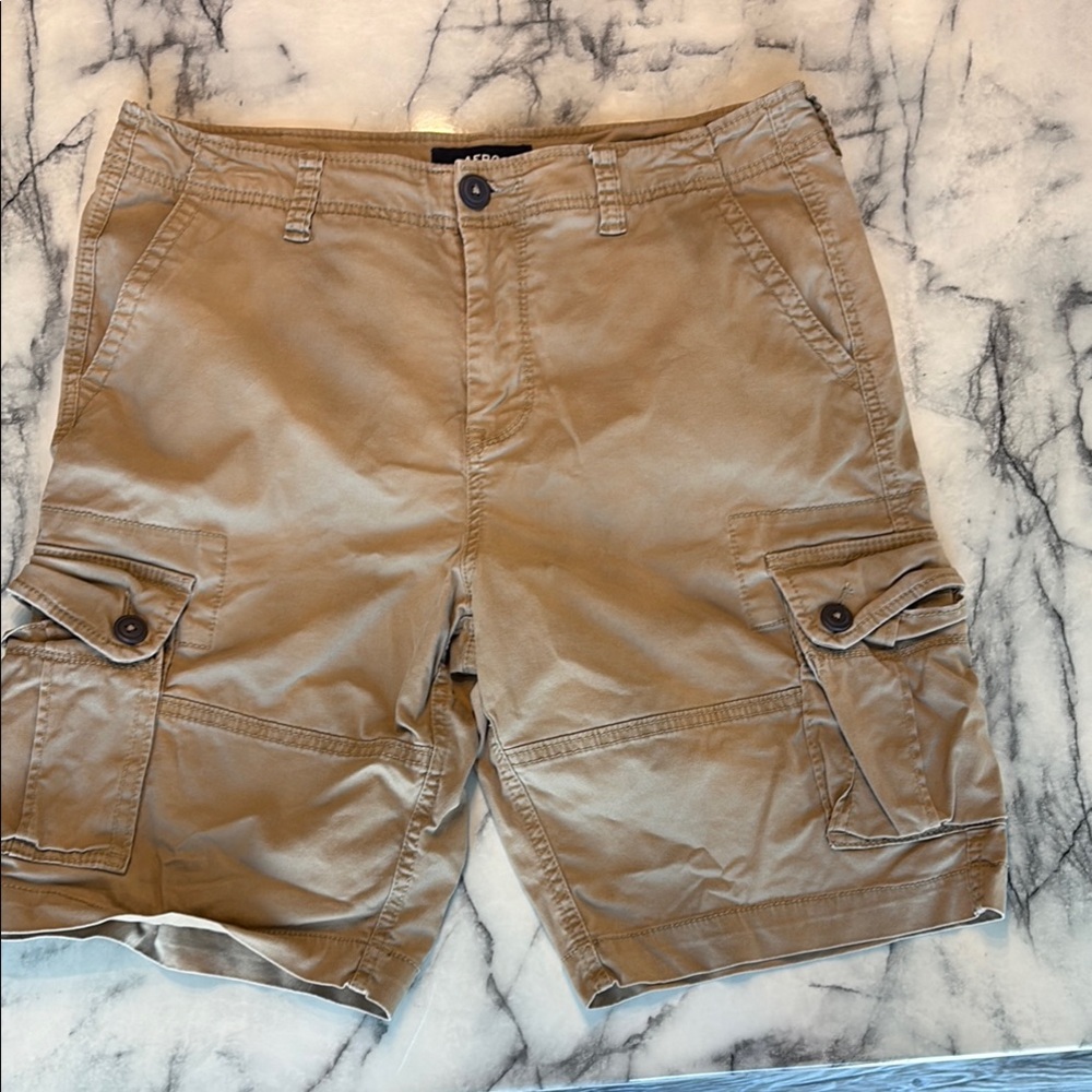 Tan Cargo Shorts with Classic Design